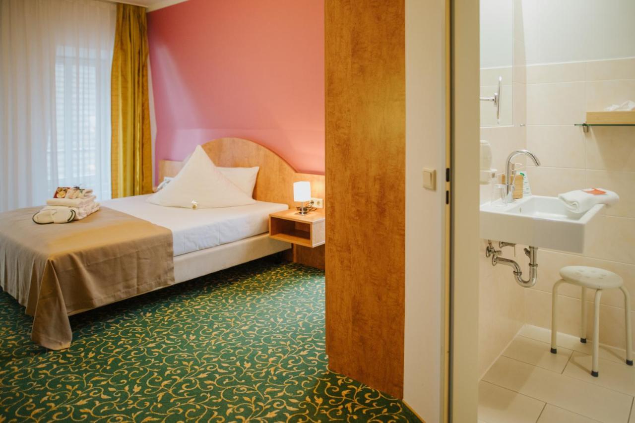 Kulturhotel Fuerst Pueckler Park Бад-Мускау Екстер'єр фото